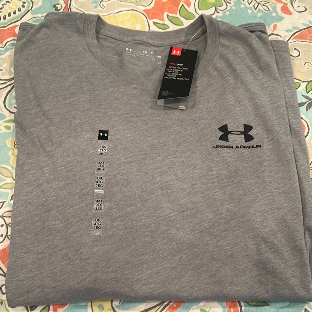 Under Armour Gray Short Sleeve Tee Athletic Comfort